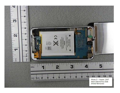 内部与iP4完全不同 新iPod touch拆机